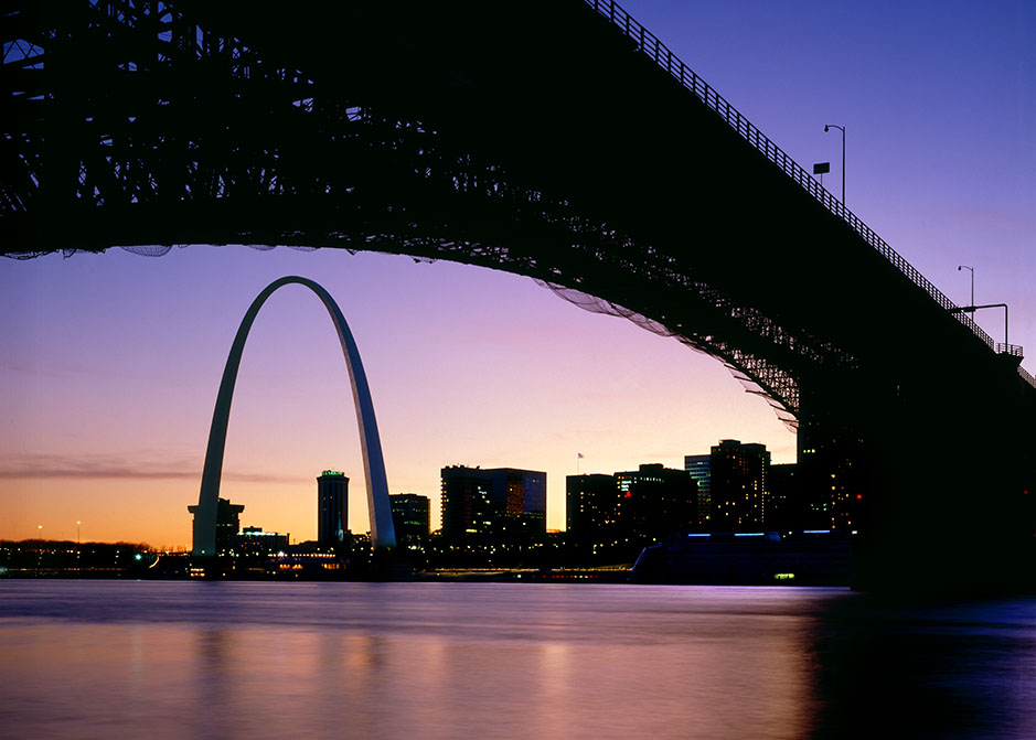 /product//the-arch-and-eads-bridge-sunset/