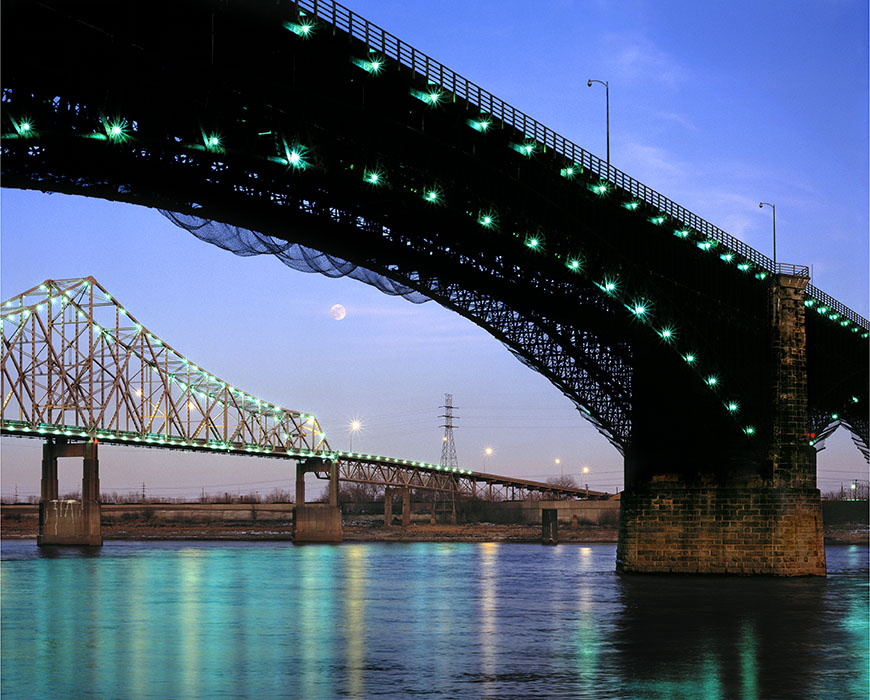 /product//moonrise-the-eads-and-king-bridges/