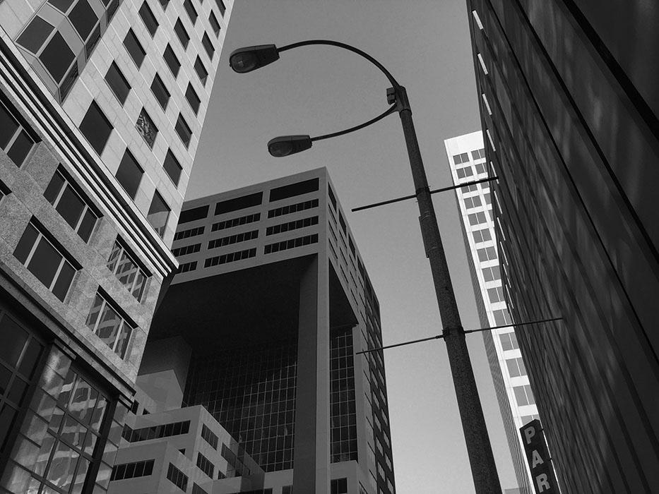 /product//light-pole-north-broadway-and-pine-street/